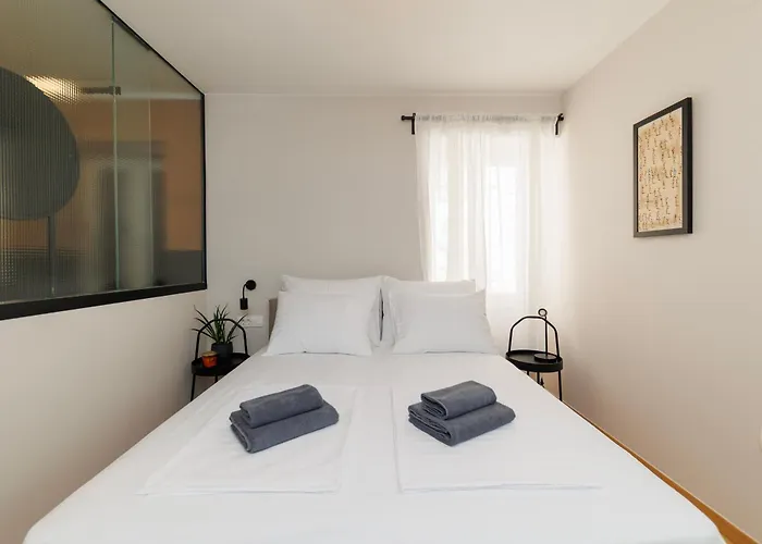 Апартаменты Old Town Units - Mala&vela By Belmont Realty Задар