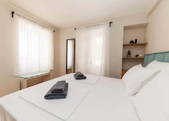 Old Town Units - Mala&vela By Belmont Realty Апартаменты Задар