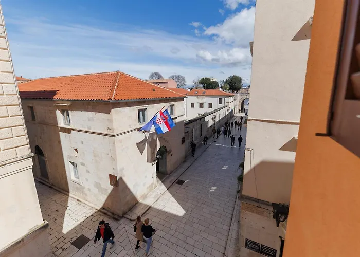 Апартаменты Old Town Units - Mala&vela By Belmont Realty Задар